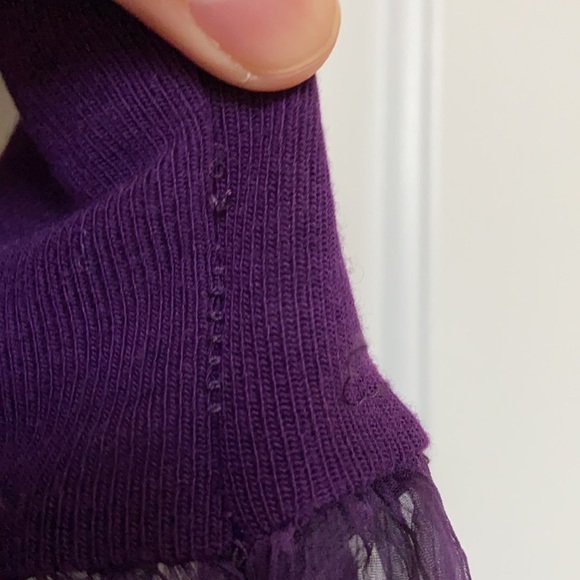 Cute purple sweater in size S - Picture 7 of 9